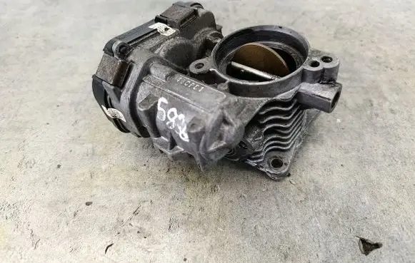 Opel Zafira B Throttle body valve 
