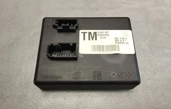 Opel Insignia A Light module LCM 13407207