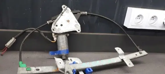 Renault Espace III Rear window lifting mechanism without motor 0130821630