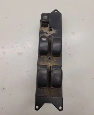 Mitsubishi Galant Electric window control switch MR252815 C8DD232M