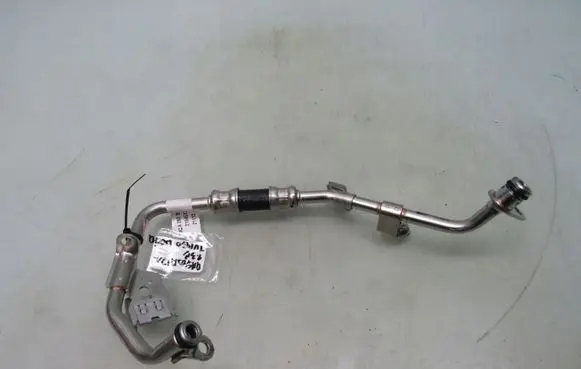 Nissan Qashqai J12 Turbo turbocharger oiling pipe/hose A2822002600