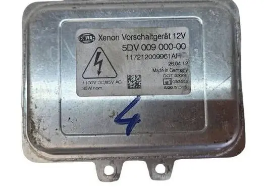 Volkswagen Tiguan Headlight ballast module Xenon 5DV00900000