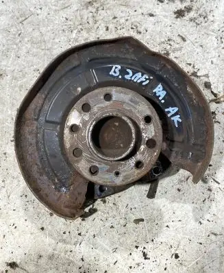 Opel Zafira B Rear wheel hub spindle/knuckle 
