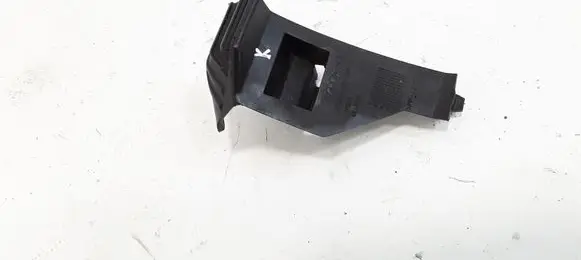Volvo V50 Front bumper mounting bracket 30678481