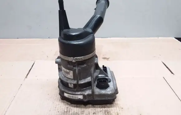 Peugeot 308 Power steering pump 9686207180 A0015817