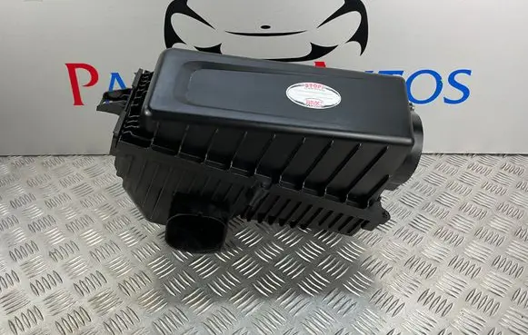 Alfa Romeo Stelvio Air filter box 50546941
