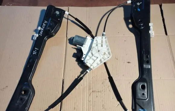 Dodge Journey Front door window regulator with motor 0130822472