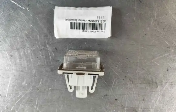 Mercedes-Benz S W222 Number plate light a2218200856