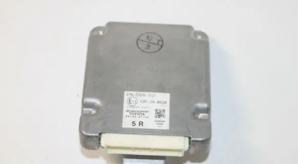 Toyota Prius (XW50) Other control units/modules 8815047140