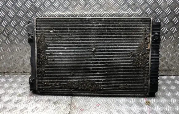 Audi A6 S6 C6 4F Coolant radiator 4F0121251AE
