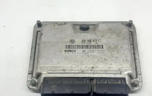 Seat Alhambra (Mk1) Engine control unit/module 038906019ET EDC15P 0281010630