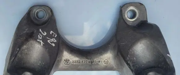 BMW 3 E90 E91 Gearbox mount 6774105