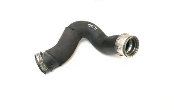 Audi Q7 4L Intercooler hose/pipe 7L6145738A