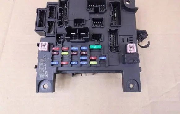 Mitsubishi Outlander BSM Control unit 8637B545