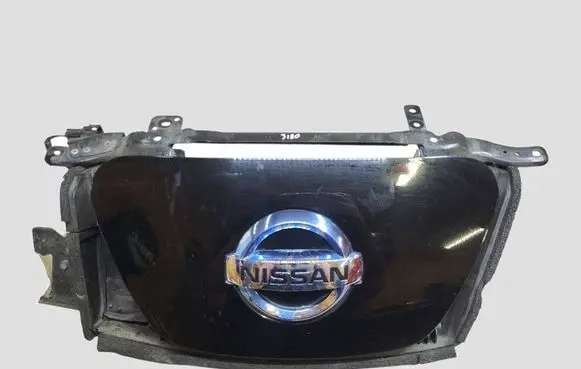 Nissan Leaf I (ZE0) Electric car charge socket cover 657373NK1B