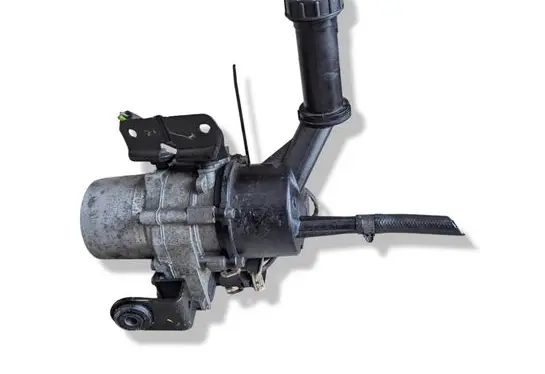 Peugeot Partner Power steering pump 97474883