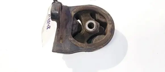 Honda FR-V Engine mount bracket