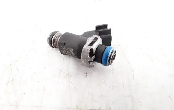 Hyundai Sonata Fuel injector 353103C000 D065C
