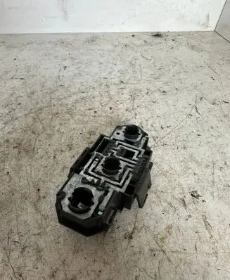Volkswagen PASSAT B4 Tail light bulb cover holder 3a9945257
