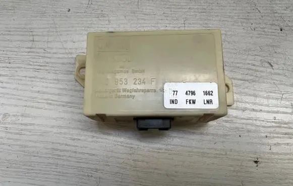 Audi A4 S4 B5 8D Other control units/modules 4A0953234F