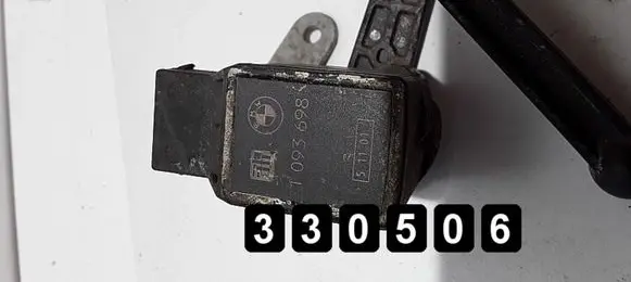 BMW 5 E39 Yaw turn rate sensor 1093698
