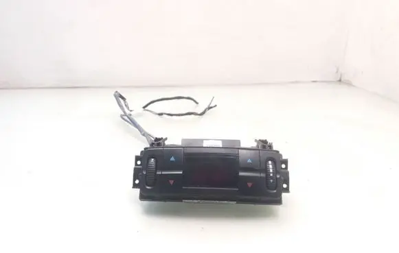 Mercedes-Benz CLS C219 Interior fan control switch 2118300285