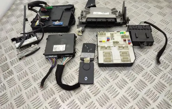 Renault Zoe Engine ECU kit and lock set 284B64259R 284B15472R 285259846R