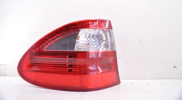 Rear/tail lights