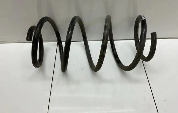 Nissan Qashqai Front coil spring