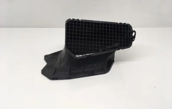 Audi A5 8T 8F Cabin air duct channel 8K2819904