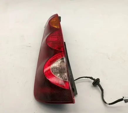 Nissan Note (E11) Rear/tail lights 22016752