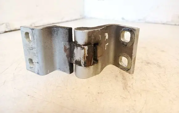 Peugeot Bipper Tailgate hinge