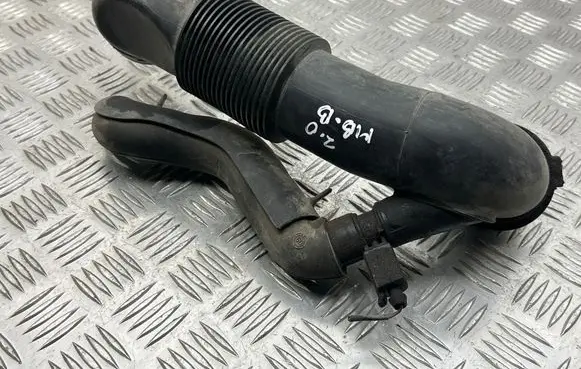 Mercedes-Benz B W245 Air intake duct part A6400900929 446483600