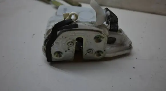 Mazda 6 Front door lock