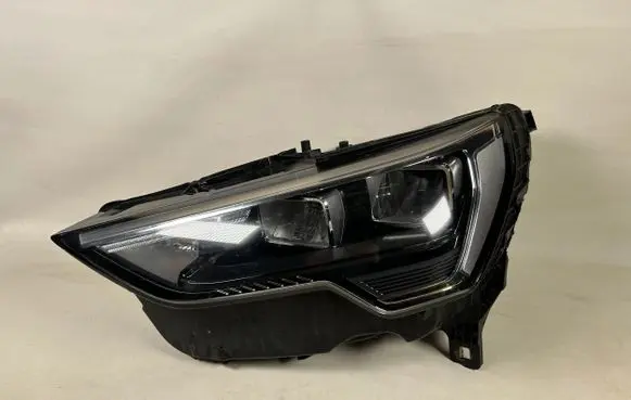 Audi Q3 F3 Headlight/headlamp 83A941011