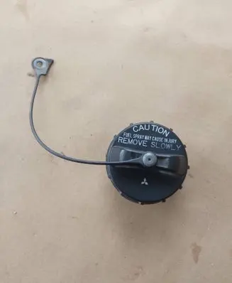 Mitsubishi Space Star Fuel tank cap REMVVE SL0WL