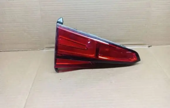 Audi A4 S4 B9 Tailgate rear/tail lights 8W5945075A 80001158 2SA01224905