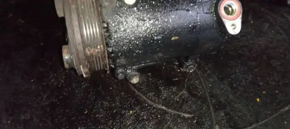 Ford C-MAX I Air conditioning (A/C) compressor (pump)