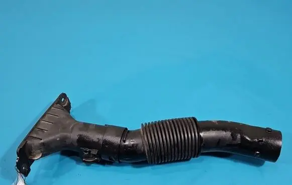 Peugeot 308 Air intake duct part 9806604180 IMPRK1584012