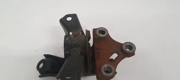 Mitsubishi Space Star Gearbox mounting bracket 