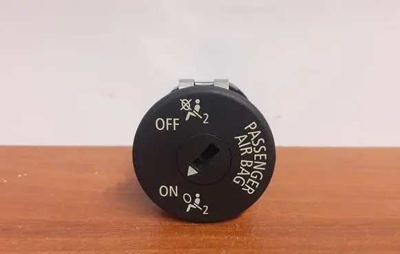 BMW X6 E71 Passenger airbag on/off switch 9196886 61.31-9196886-06