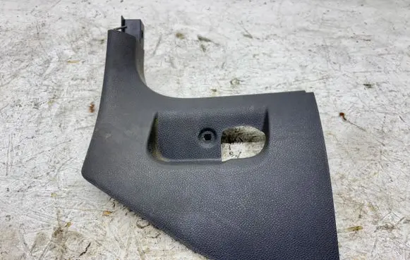 (A) pillar trim