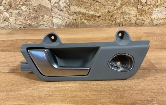 Audi A4 S4 B7 8E 8H Rear door interior handle 8E0839019