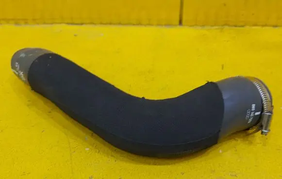 Audi A4 S4 B9 Intercooler hose/pipe 8W0145737A