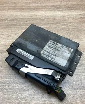 Peugeot 607 Engine control unit/module ECU 9641281180 0260002767