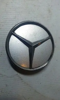 Mercedes-Benz C W202 Original wheel cap 2014010225