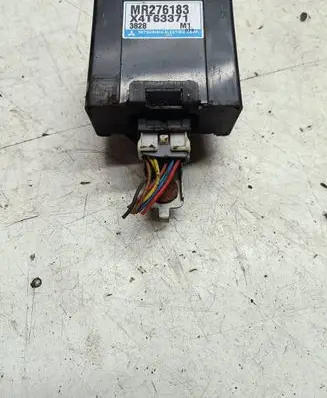 Mitsubishi Pajero Other control units/modules Mr276183
