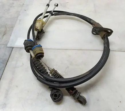 Volvo V70 Gear shift cable linkage 30759231