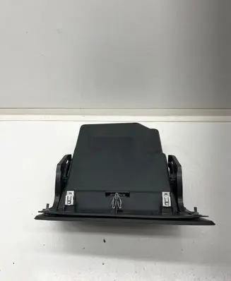 BMW 2 F46 Dashboard storage box/compartment 9262976 E121314 11242010