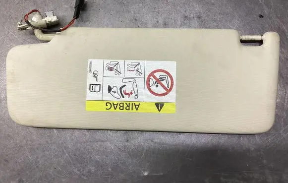 Sun visor